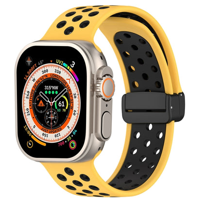 For Apple Watch Ultra 2 49mm Magnetic Buckle Silicone Watch Band(Yellow Black) - Watch Bands by buy2fix | Online Shopping UK | buy2fix